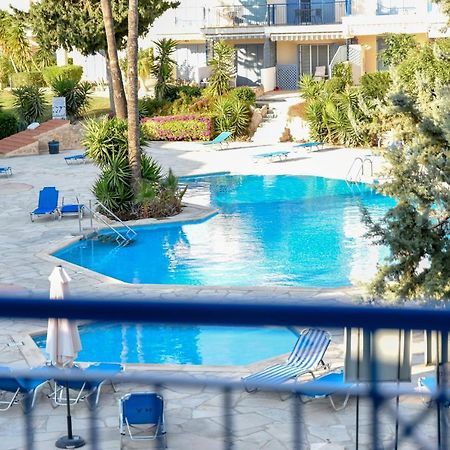 Paradise Gardens With A Large Terrace Пафос Екстериор снимка